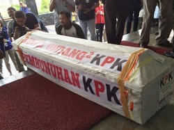 KPK Bisa Mengangkat Penyidik Sendiri, Tapi Penyadapan Dibatasi