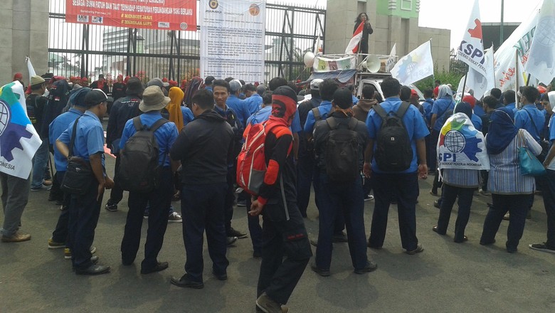 Sepakat Mediasi: Karyawan Tak Makara Tutup Jalan Tol, Jasa Marga Janji Tak PHK Sepakat Mediasi: Karyawan Tak Makara Tutup Jalan Tol, Jasa Marga Janji Tak PHK