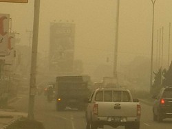 Wah Bahaya, ini Penampakan Asap Kekuningan yang Mengerikan di Pekanbaru