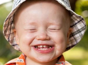Tips Gigi Anak Tetap Sehat Meski Hobi Makanan Manis Tips Gigi Anak Tetap Sehat Meski Hobi Makanan Manis