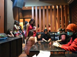 Parah! Keluarga ini Kompak Pesta Sabu, Termasuk Seorang Nenek