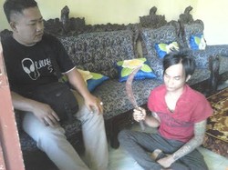 Buruh Pabrik Rotan Diringkus Polisi