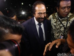 Surya Paloh Tinggalkan Gedung KPK Setelah Diperiksa 3 Jam