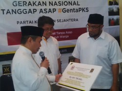 F-PKS Berikan Dana Kenaikan Tunjangan DPR untuk Korban Kabut Asap