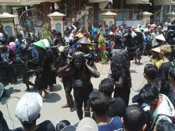 Berebut Padi Bertuah di Tradisi Kebo-keboan