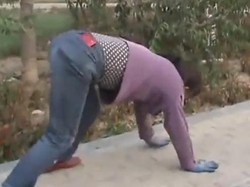 Merangkak Seperti Binatang Jadi Tren Olahraga Baru di China