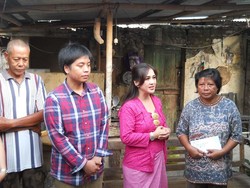 Kisah Yuniati, Buruh Cuci yang Sukses Antar Anak Raih Gelar Doktor di Jepang