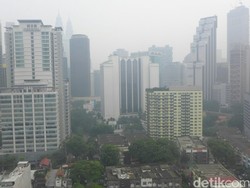 Mahathir Turun Tangan Sikat Penyebab Kabut Asap