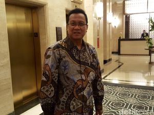 Dirut PT KAI Cek Kondisi Toilet Stasiun dari Bandung-Yogya