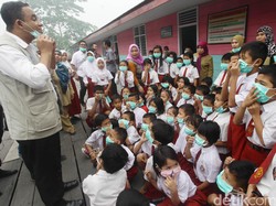 Kunjungi Jambi, Anies Baswedan: Utamakan Kesehatan, Pendidikan Bisa Dikejar