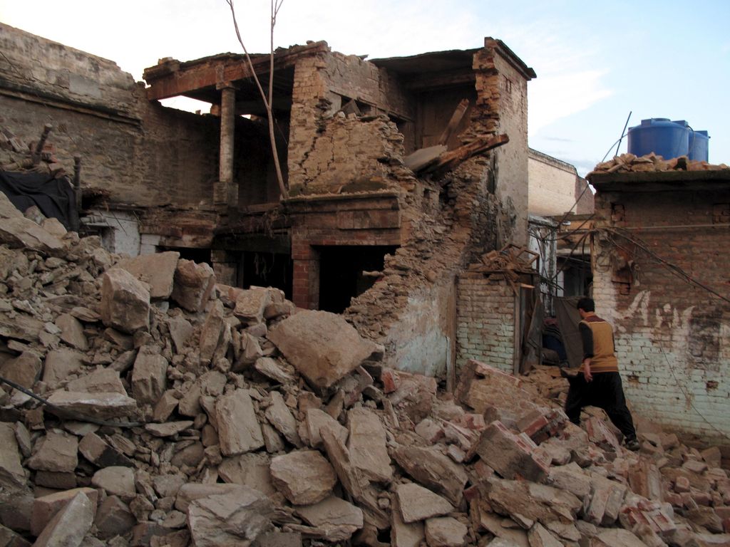 Afghanistan Diguncang Gempa, 26 Orang Dikabarkan Tewas