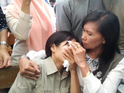 Awalnya Janji tak Emosi, Hamidah Histeris saat Boneka Engeline Dibeberkan