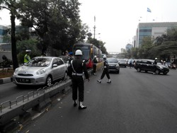 Puluhan Orang Terjaring Razia Stiker TNI di Jl Kramat Raya