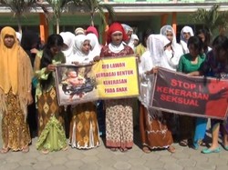 Pelajar Banyuwangi Deklarasikan Perang Terhadap Paedofilia