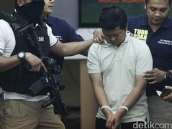 Sidang Perdana Terdakwa Pengebom Mal Alam Sutera Ditunda