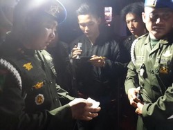 Razia Gabungan, 2 Personel Polri Terjaring di Kelab Malam