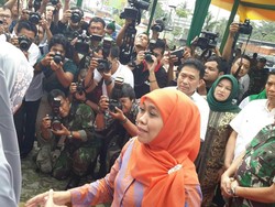 Mensos Beri Rp 15 Juta ke Keluarga Korban Meninggal selama Kabut Asap