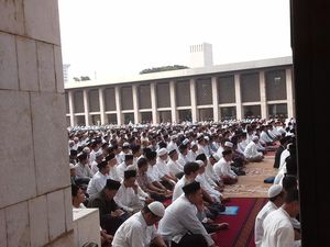 Sholat Meminta Hujan Disebut Istisqa, Bagaimana Tata Caranya?