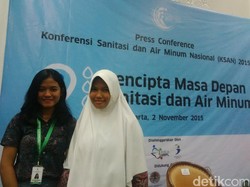 Wah, Dua Siswi SMA Manis Ini Ternyata Duta Sanitasi Lho