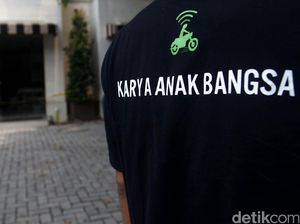Go-Jek di Ambang Pintu Markas Grab