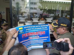 Ridwan Kamil Segel RM Padang Beromzet Rp 10 juta Per Hari