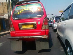 Digantikan 08, Angkot 05 Masih Terlihat Beroperasi