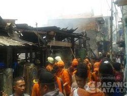 Kebakaran di Kramat Pulo Senen Telah Hanguskan Dua Rumah