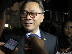 Duduk Semeja dengan Jokowi Bahas Apa? Zulkifli Hasan: Ah, Mau Tahu Saja