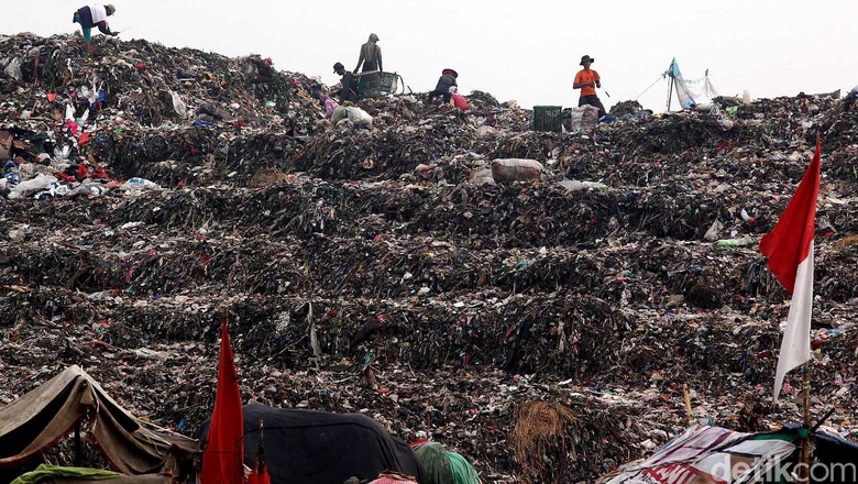 Sampah Menggunung, Anies Bingung