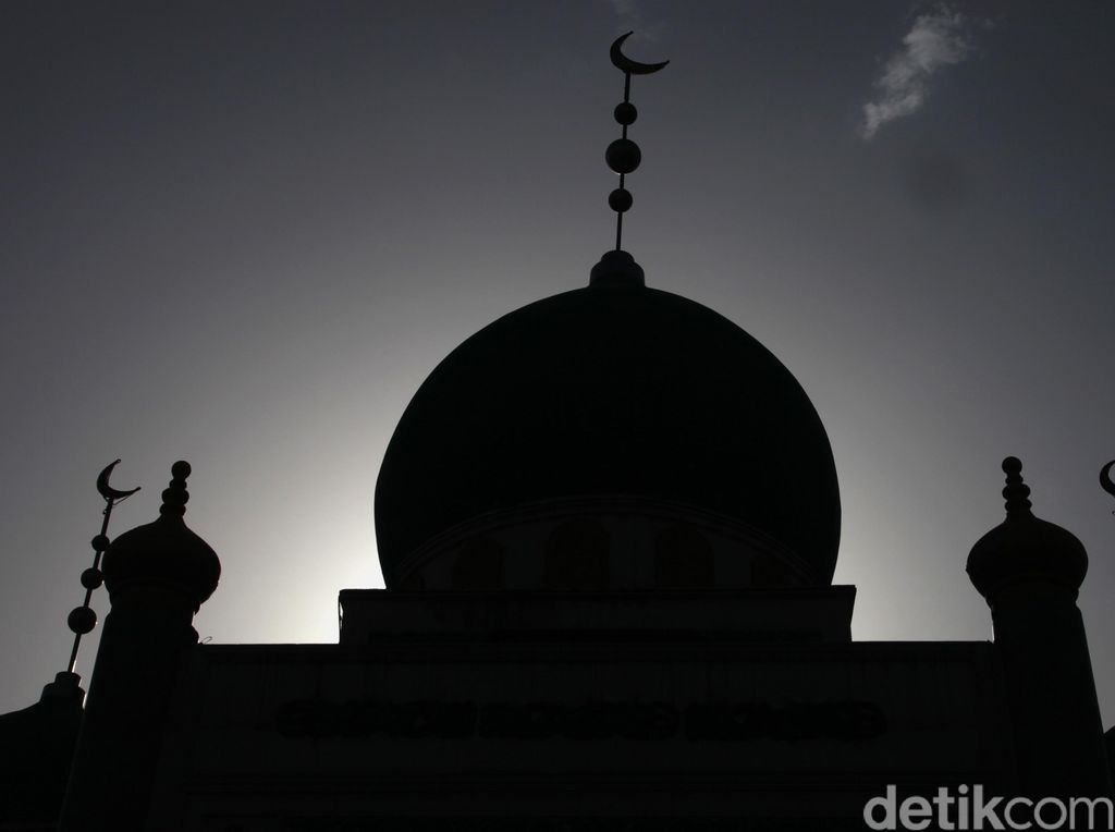 DMI Terima Laporan 36 Masjid di Jakarta Masih Menggelar Salat Idul Adha