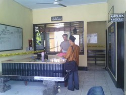 Pasca Polsek Klakah Terbakar, Pelayanan Masyarakat Masih Dibuka