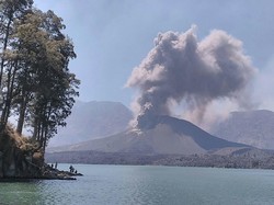 Abu Vulkanik Masih Menutupi Lombok, Jalur Penerbangan Belum Dibuka