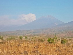 Dampak Abu Vulkanik, Penerbangan Menuju Lombok Ditutup Hingga Besok Pagi