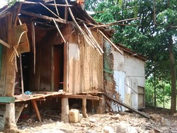 Begini Kondisi Gubug Reyot Andun yang Bikin Miris Kapolres Cianjur