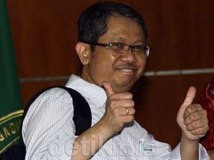 AM Fatwa Beri Dukungan Moril ke Indar Atmanto