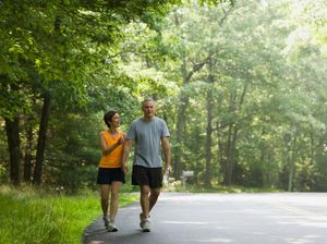 Cara Jalan Kaki yang Bisa Bikin Jantung Lebih Kuat Cara Jalan Kaki yang Bisa Bikin Jantung Lebih Kuat