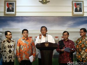Revisi Aturan DNI Ditunggu Investor, Darmin: Investasi Akan Lebih Tinggi