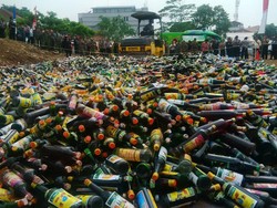 Gelar Razia Miras, Perwira Polisi ini Malah Diancam Orang yang Mengaku Anggota DPR