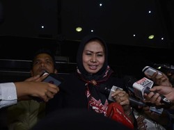 10 Jam Diperiksa KPK, Istri Plt Gubernur Sumut Bungkam Soal Uang Panas Gatot