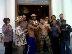 Roy Muklis Sesumbar akan KO Lawannya