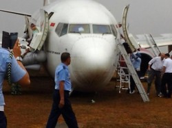 Batik Air Tergelincir, Bandara Adisutjipto Ditutup