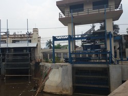 Melihat Persiapan Pintu Air Manggarai 3 Sambut Musim Penghujan