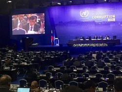 Menkum Laoly: Sulit Ekstradisi Buronan di Luar Negeri yang Dapat Status WN