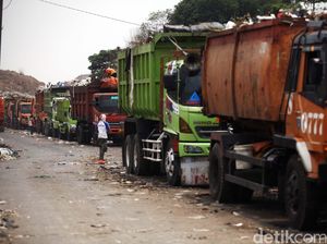 Dinas Kebersihan DKI Beli 91 Truk Kompaktor untuk Wilayah Strategis Jakarta