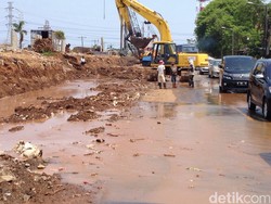 Ahok: Pembangunan Jalan Layang Pluit Kena Pipa PT Palyja, Sudah Diperbaiki