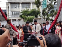 Guruh Soekarnoputra dan Ridwan Kamil Resmikan Monumen Sukarno Banceuy