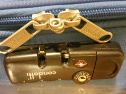 Cukup Sudah! Pencoleng Bagasi dan Pengacak-acak Koper di Bandara Harus Diberantas