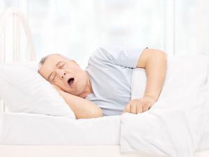 Pada Lansia, Kurang Tidur Nyenyak Picu Risiko Demensia Pada Lansia, Kurang Tidur Nyenyak Picu Risiko Demensia