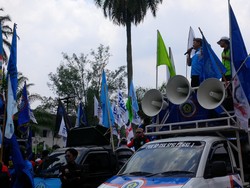 Anggota DPRD Bekasi yang Ikut Demo Buruh Bakal Diperiksa MKD
