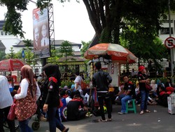 Ribuan Buruh Demo, Hindari Kawasan Gedung Sate